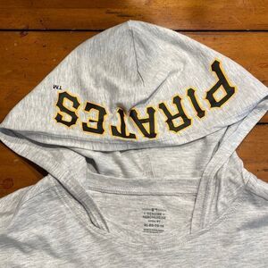 MLB Pittsburgh Pirates Short Sleeve Hooded T shirt Size XL 16 Unisex